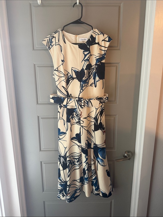 Calvin Klein Dresses & Skirts - NWT Calvin Klein Cream Maxi Dress with Navy & Brown Botanical Print